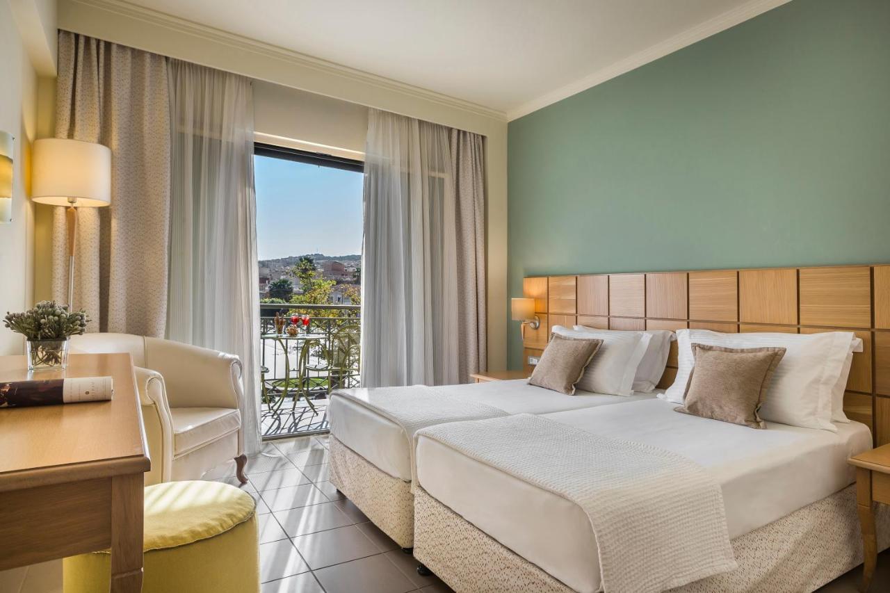 Ionian Plaza Hotel & Spa Argostoli (Kefalonia) Exterior foto