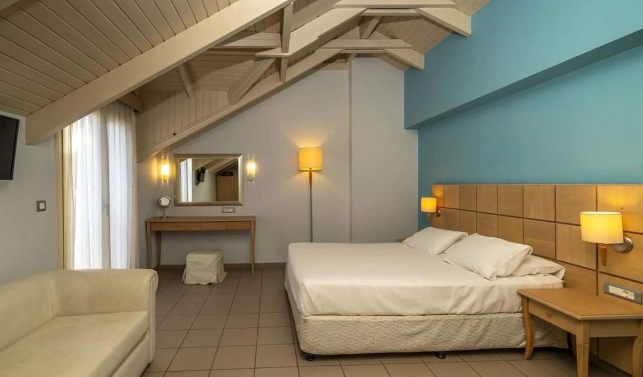 Ionian Plaza Hotel & Spa Argostoli (Kefalonia) Exterior foto